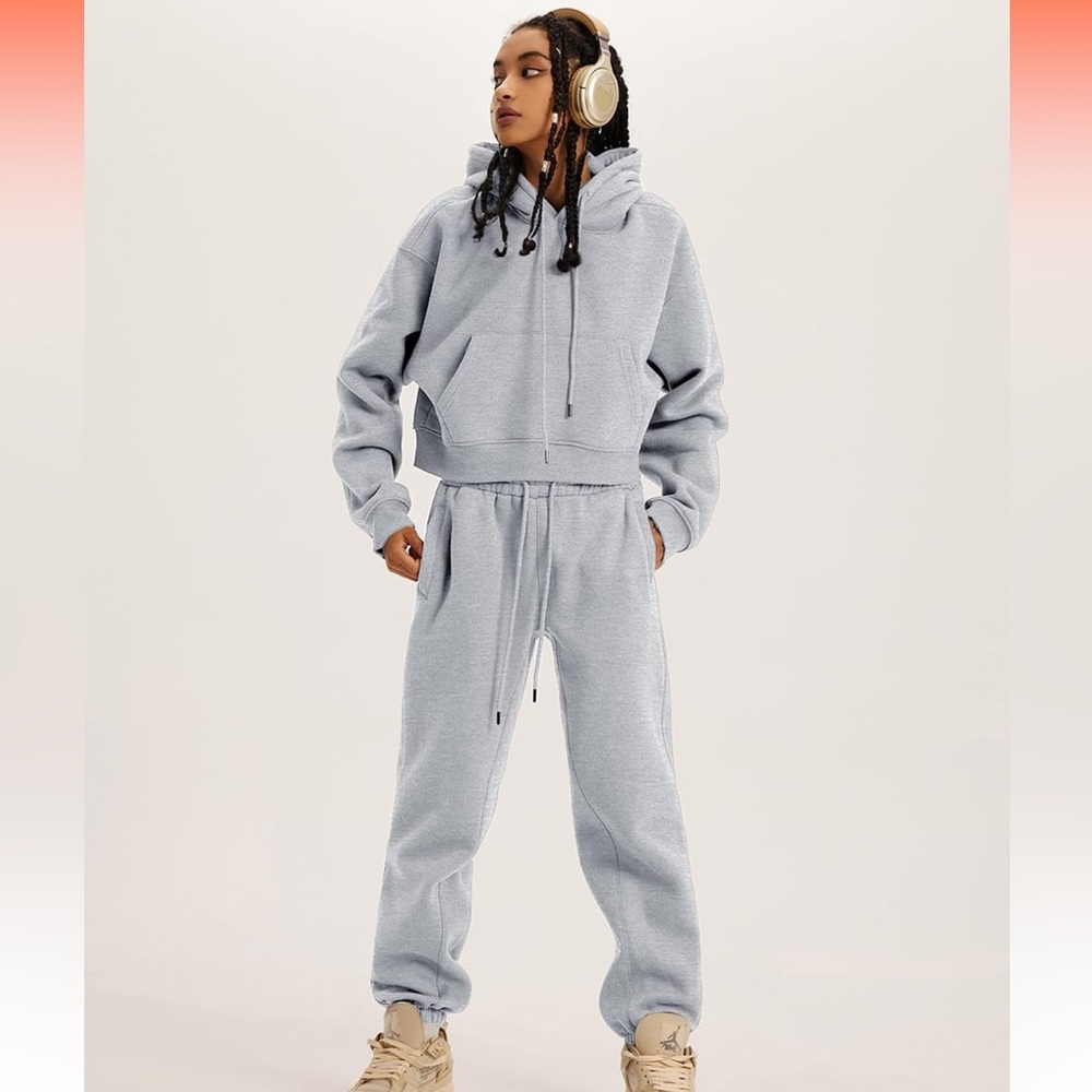 Grey two piece matching sweat set size medium